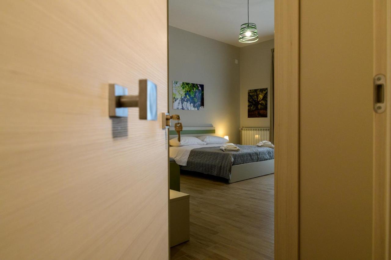 Bee Happy - Bed And Breakfast ซัฟเฟรานา เอตเนอา ภายนอก รูปภาพ