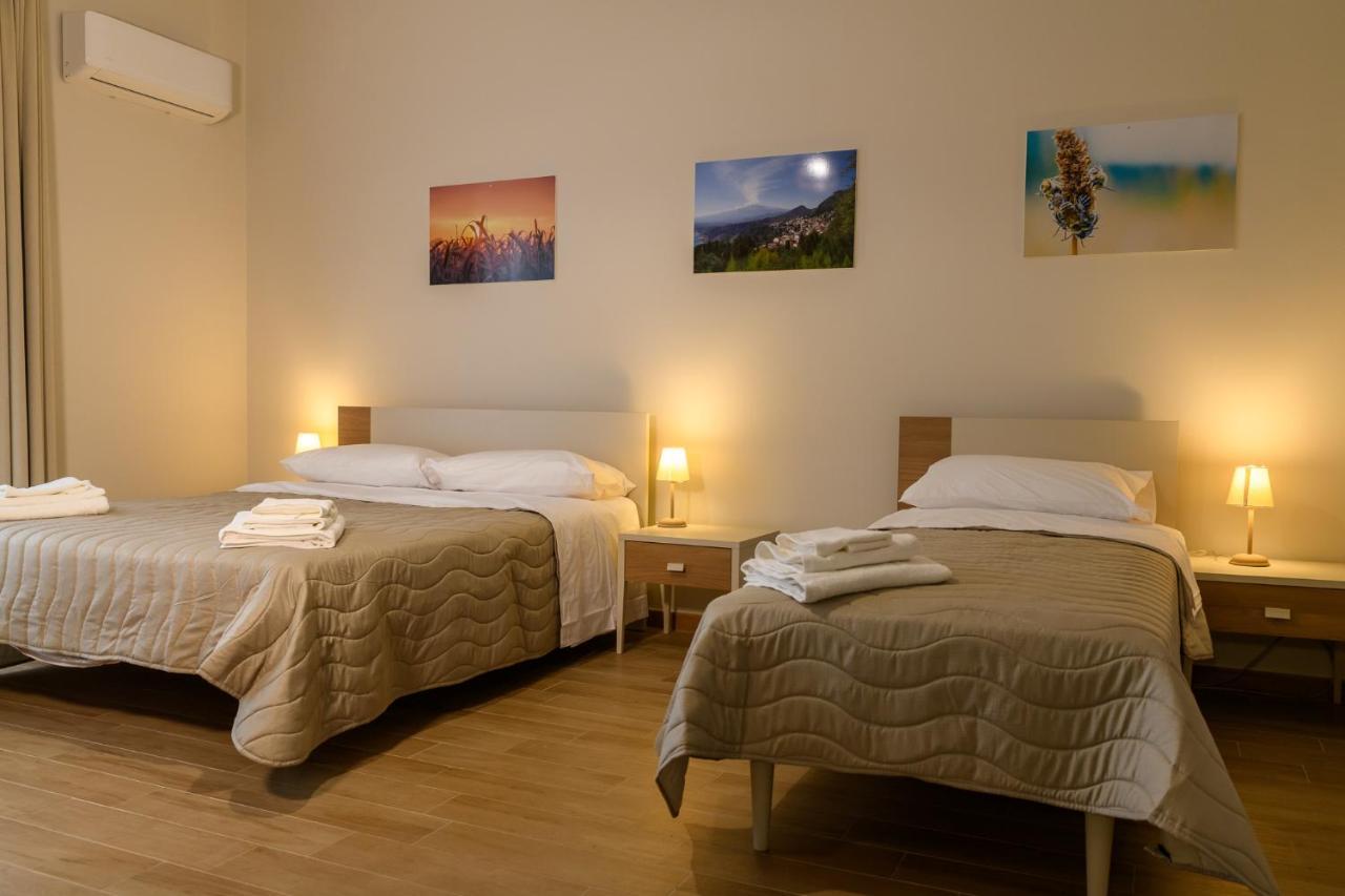 Bee Happy - Bed And Breakfast ซัฟเฟรานา เอตเนอา ภายนอก รูปภาพ